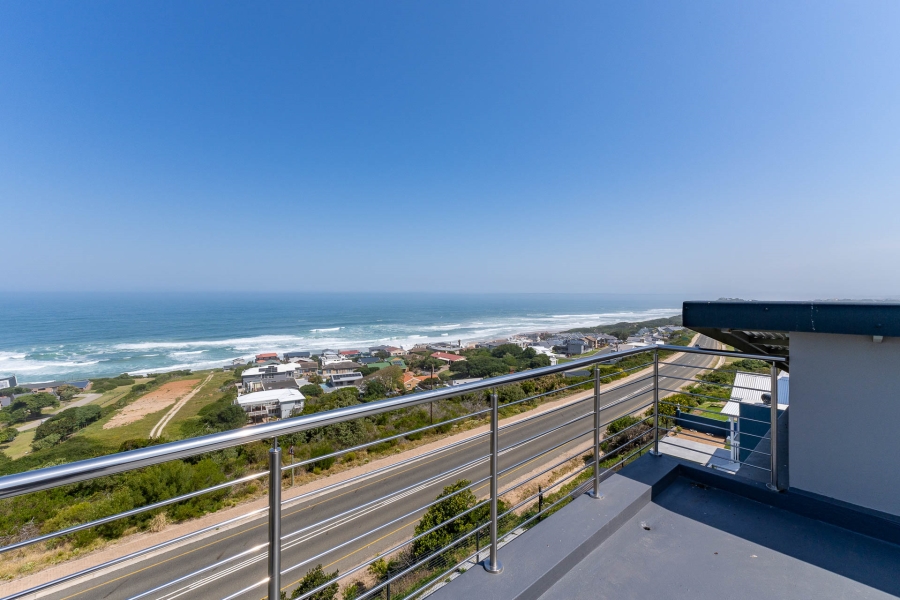 3 Bedroom Property for Sale in Pienaarstrand Western Cape